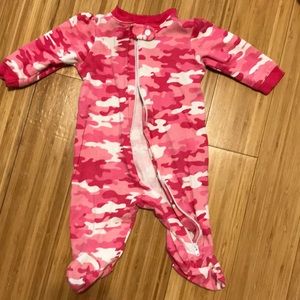 Camo footed pajamas 0-3 month